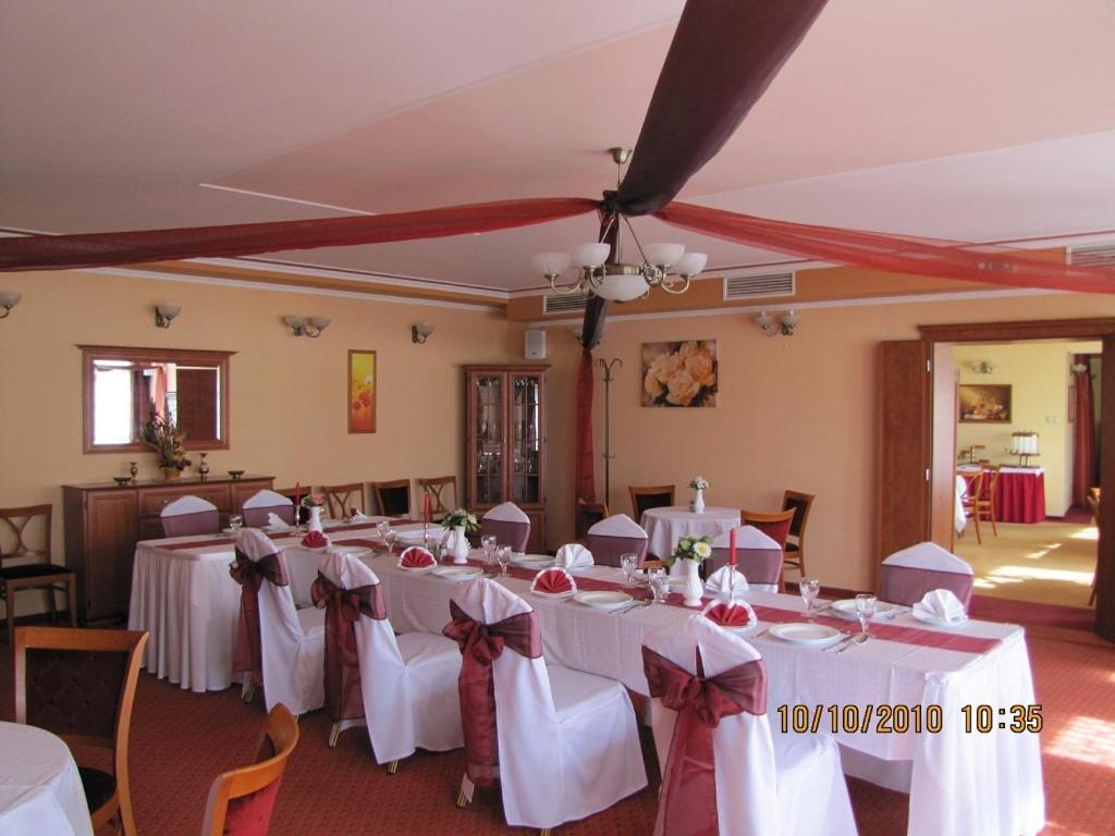 Hotel Lukacs Superior คาซิงค์บาร์ซิกา ภายนอก รูปภาพ