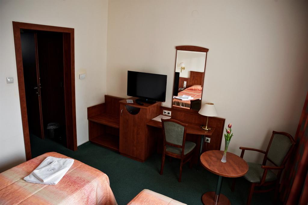 Hotel Lukacs Superior คาซิงค์บาร์ซิกา ภายนอก รูปภาพ