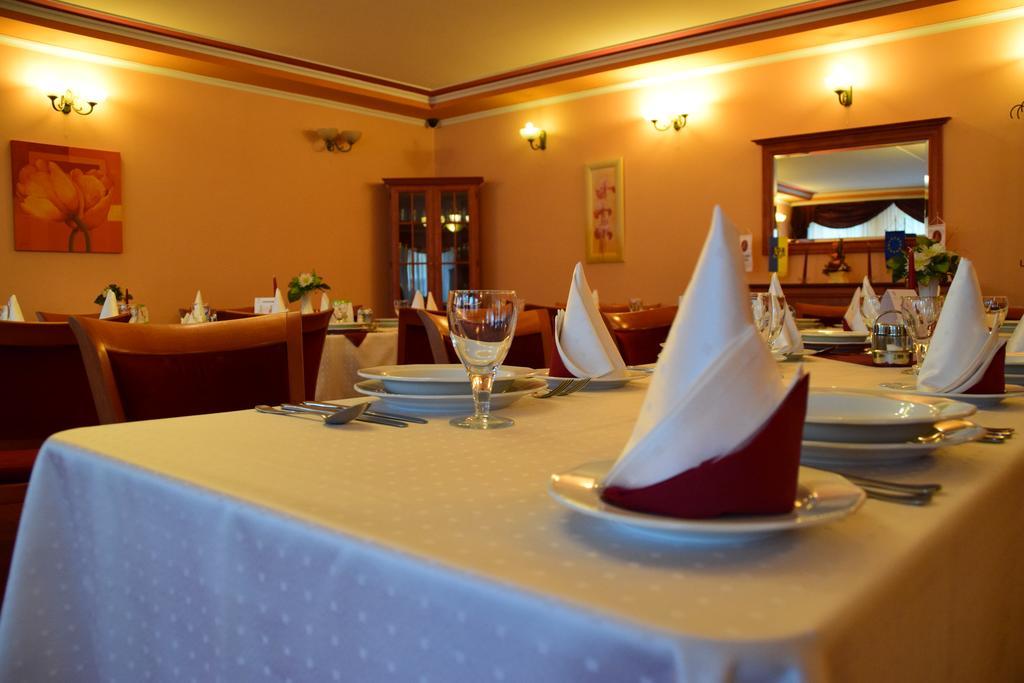 Hotel Lukacs Superior คาซิงค์บาร์ซิกา ภายนอก รูปภาพ