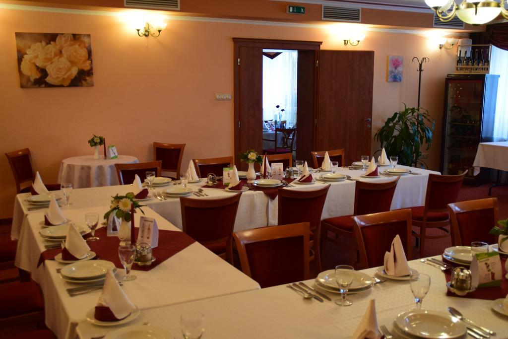 Hotel Lukacs Superior คาซิงค์บาร์ซิกา ภายนอก รูปภาพ