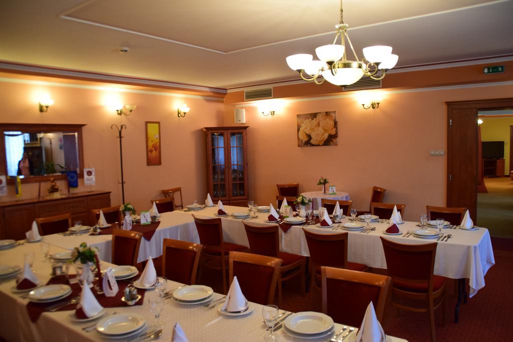 Hotel Lukacs Superior คาซิงค์บาร์ซิกา ภายนอก รูปภาพ